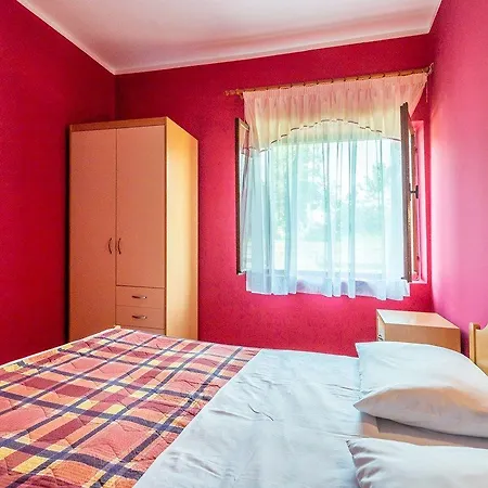 Apartment Vitomir